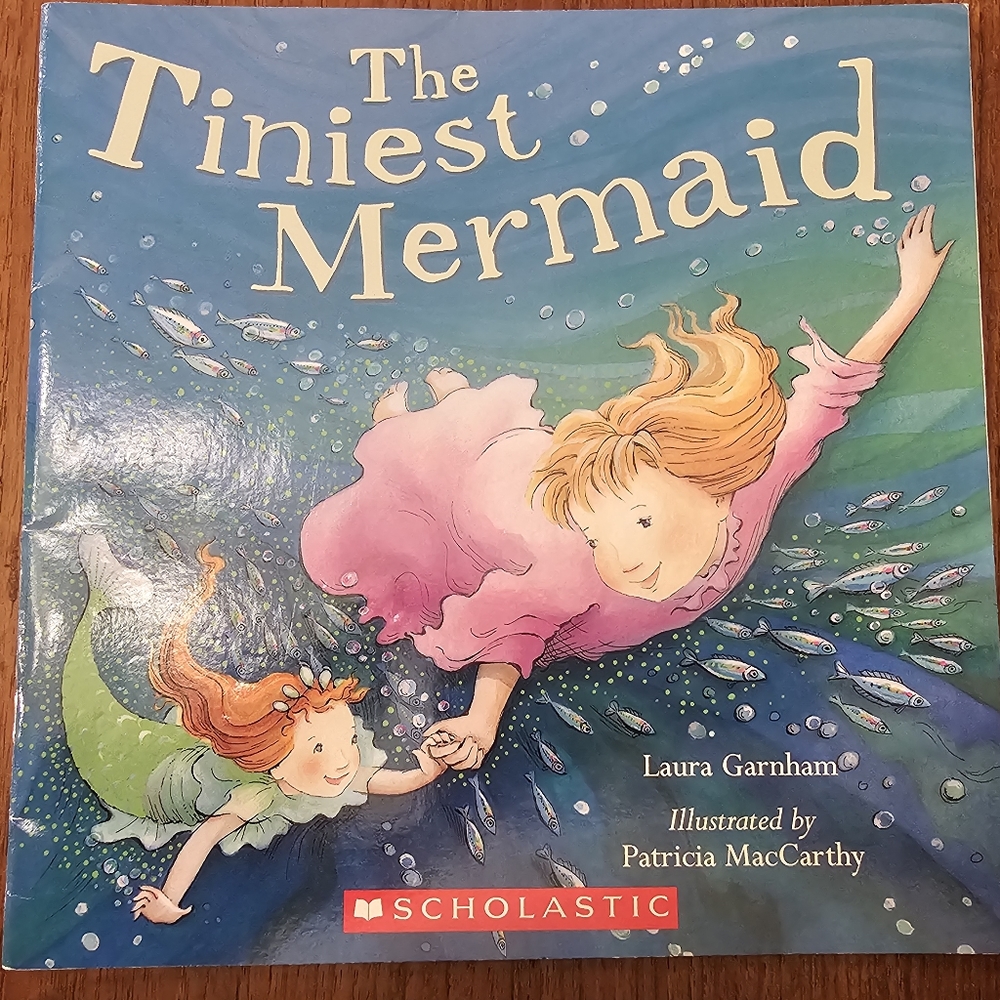 Scholastic: The Tiniest Mermaid